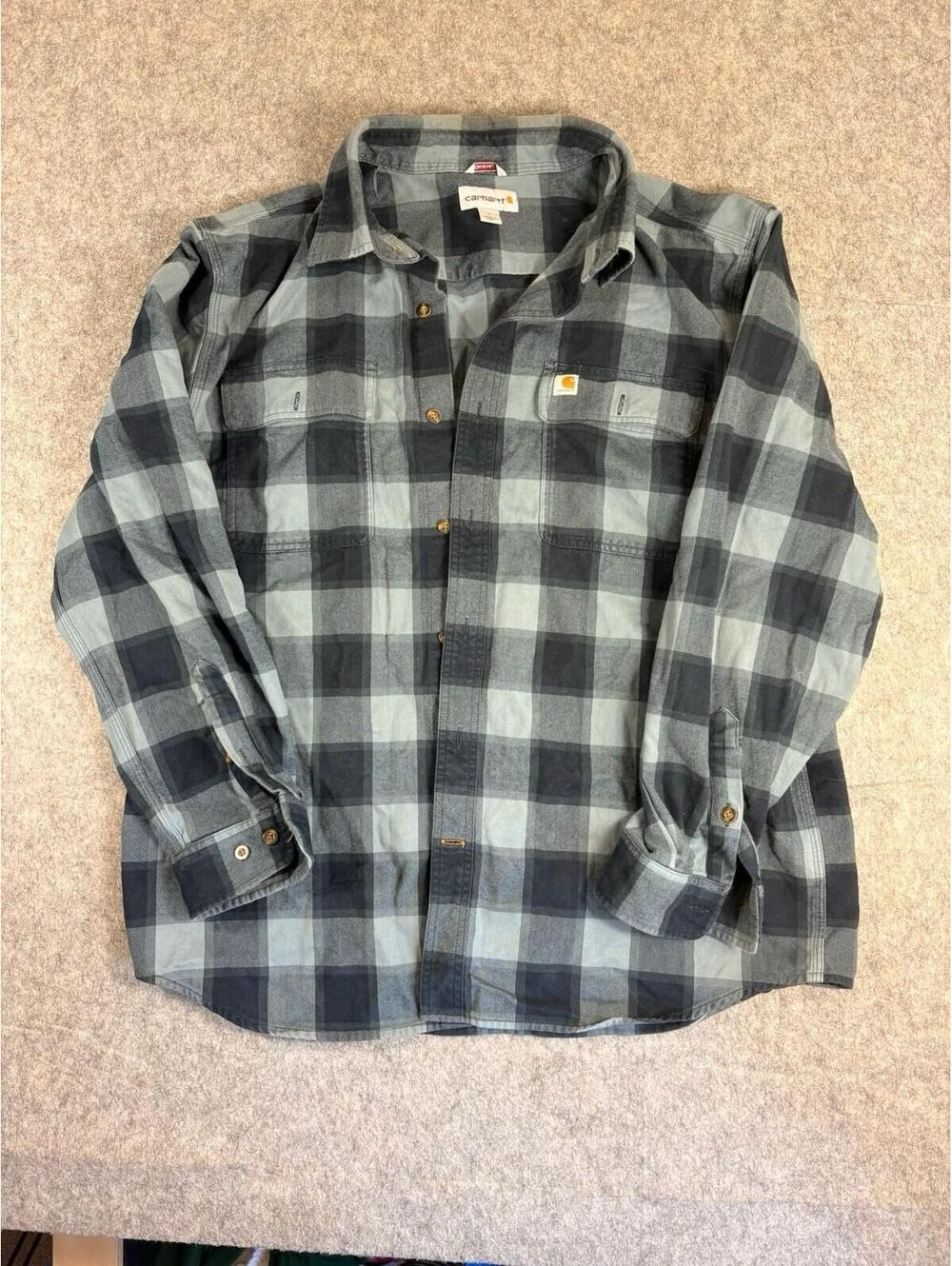 Carhartt Men's L Gray/Black Plaid Flannel Button-Up Shirt Pockets Long Sleeve